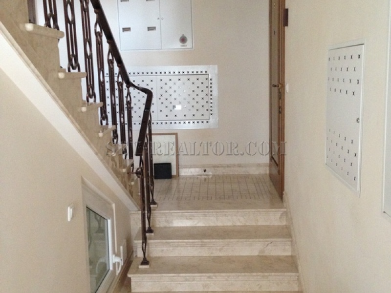 дом, комнат - 8, Центр, Севастополь, пл. 450 кв.м., код 26156